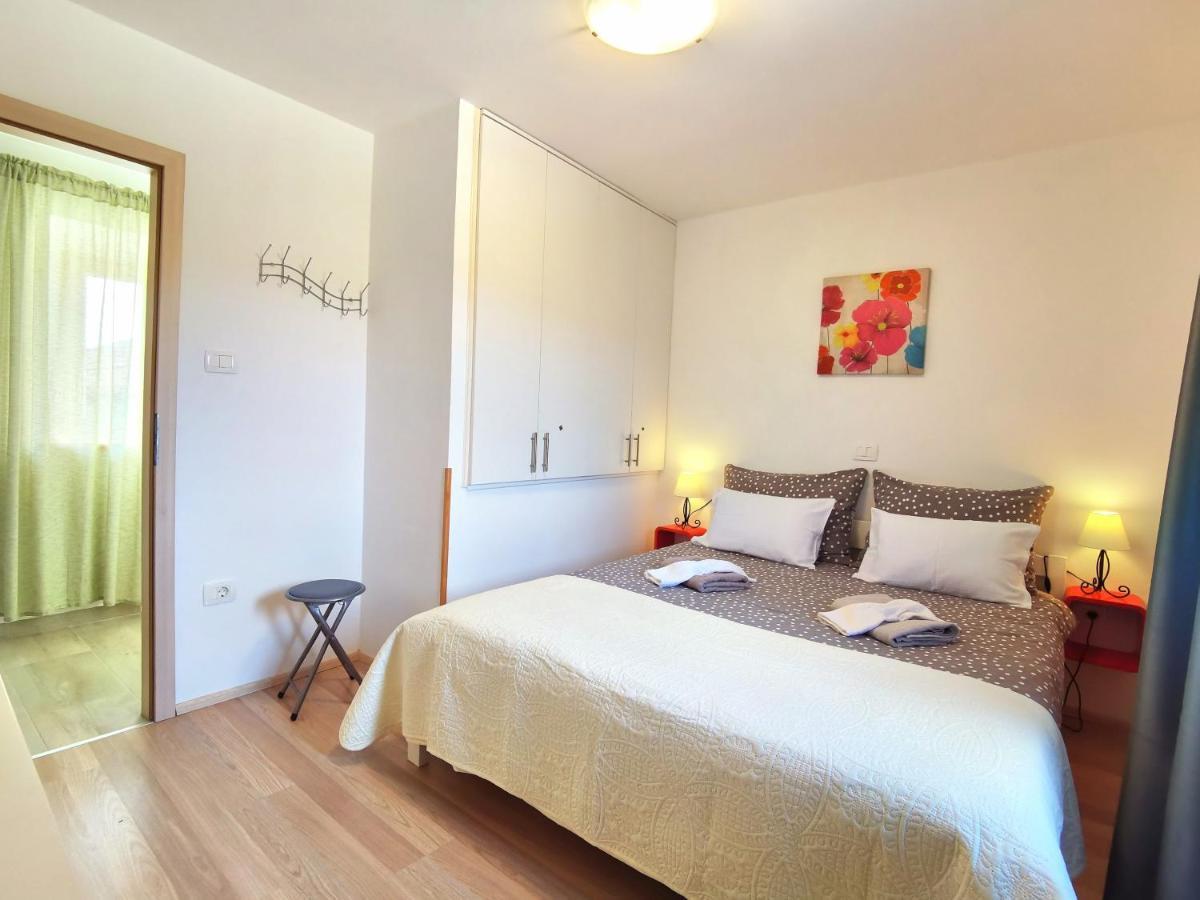 Jasmina Apartment Hum Экстерьер фото